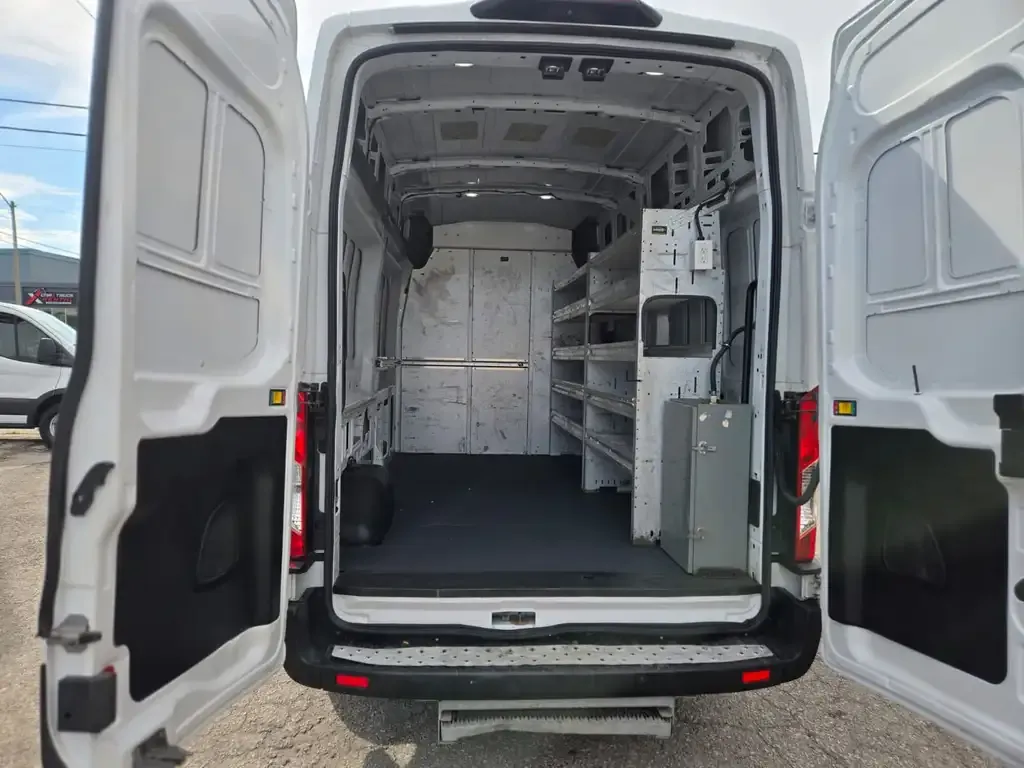 Ford Transit 2019 photo 4