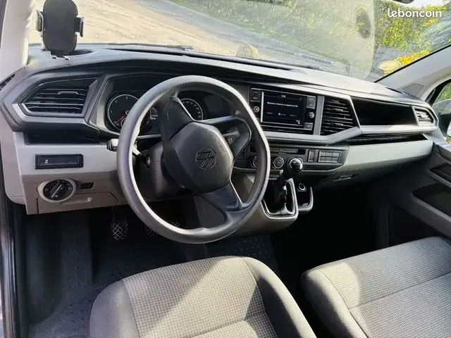 Volkswagen Transporter 2023 photo 3