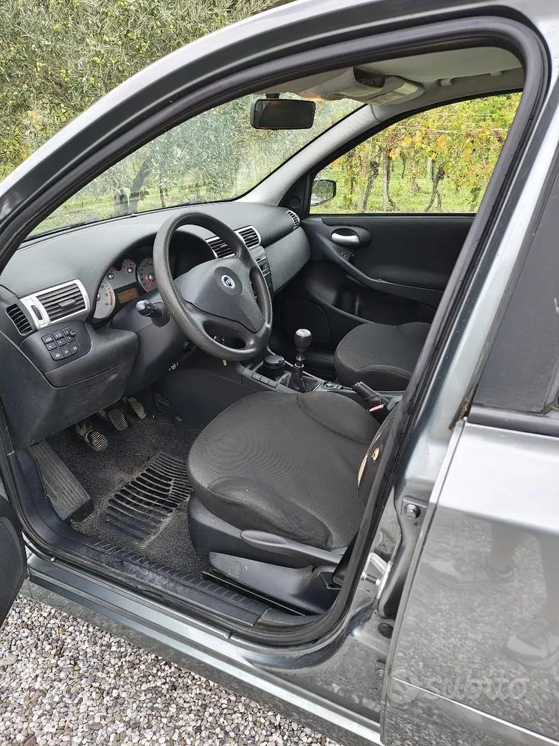 Fiat Stilo 2006 photo 4