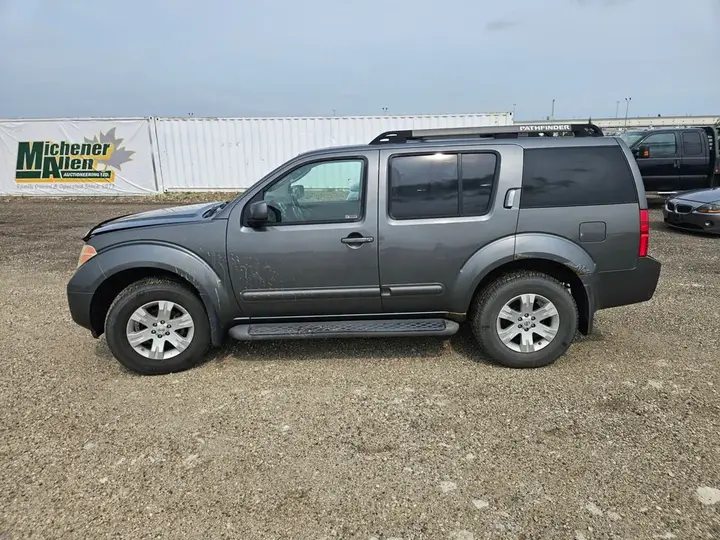 Nissan Pathfinder 2006 photo 5