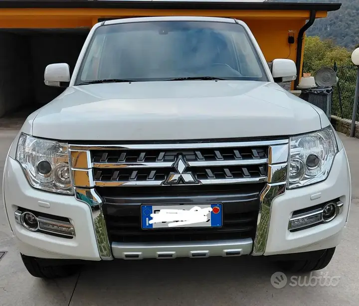 Mitsubishi Pajero 2016 photo 2
