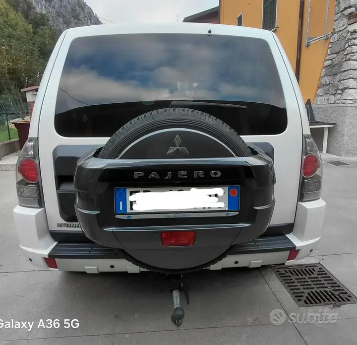 Mitsubishi Pajero 2016 photo 4
