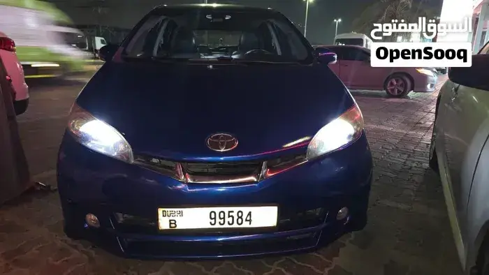 Toyota Wish 2011 photo 4