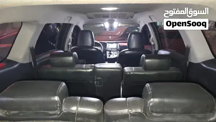 Toyota Wish 2011 photo 3