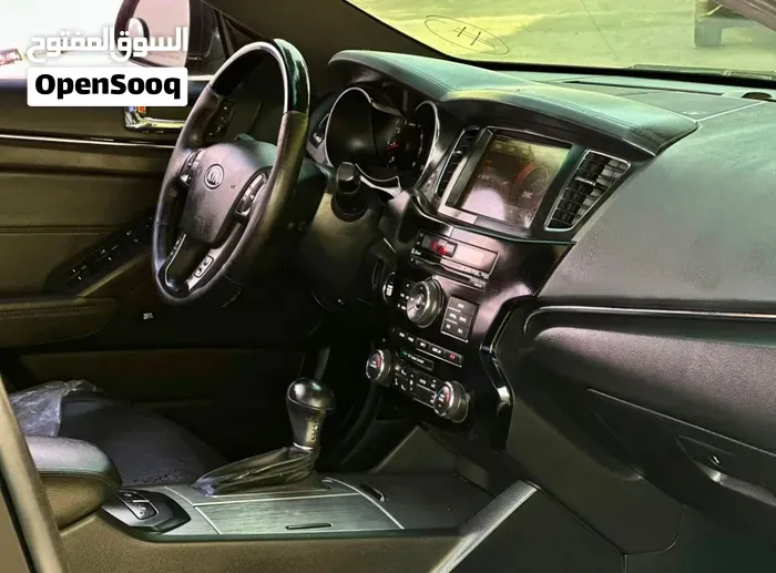 Kia Cadenza 2012 photo 3
