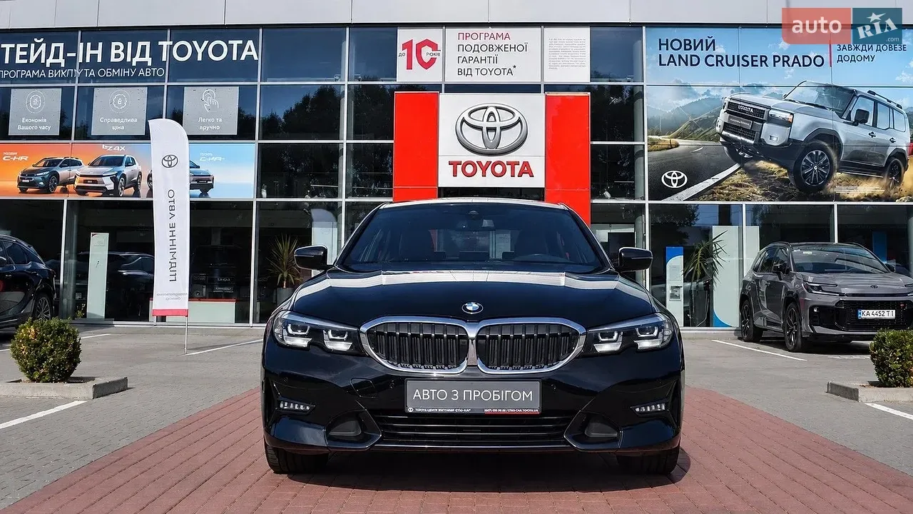 BMW 3 Series 2019 photo 5