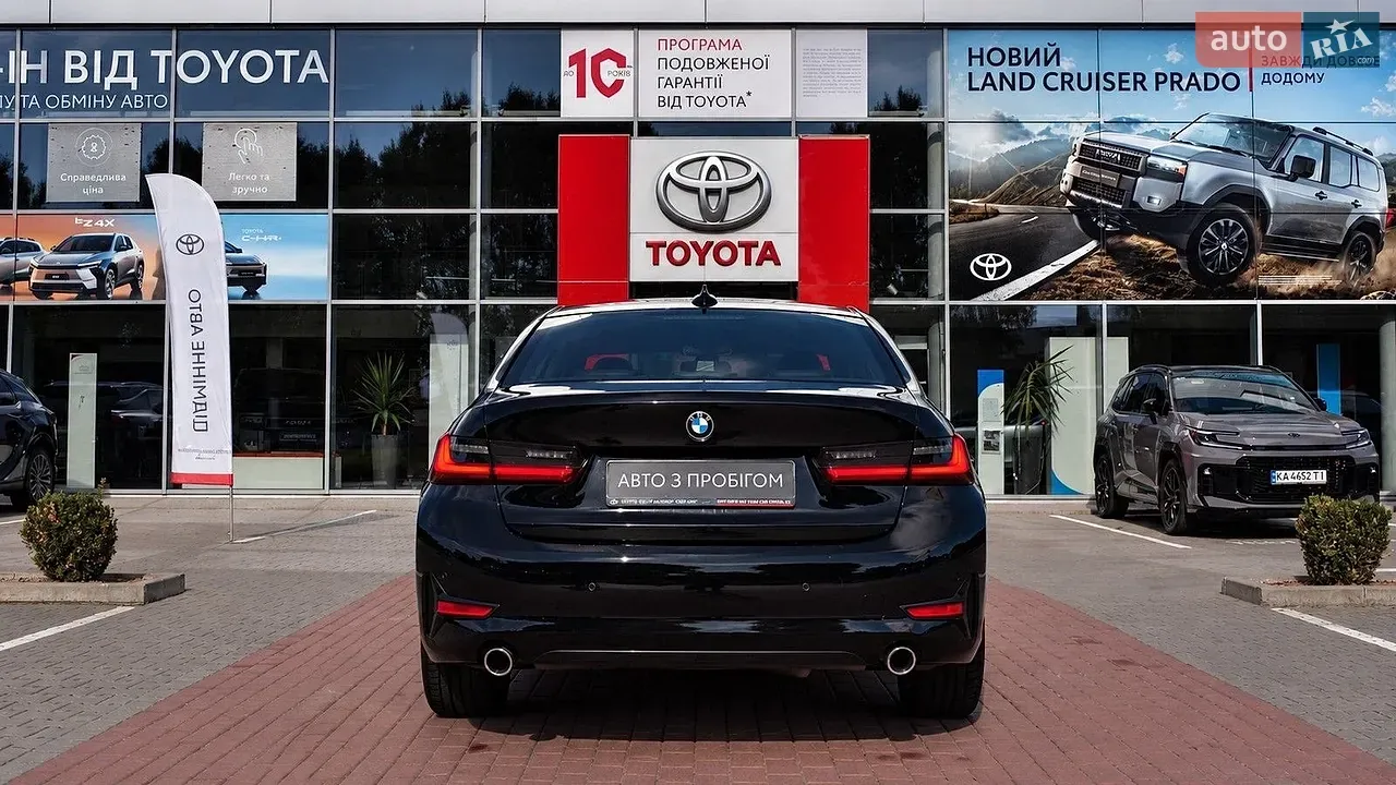 BMW 3 Series 2019 photo 4