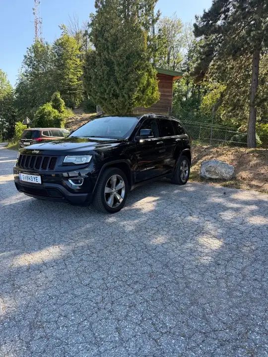 Jeep Grand Cherokee 2014 photo 3