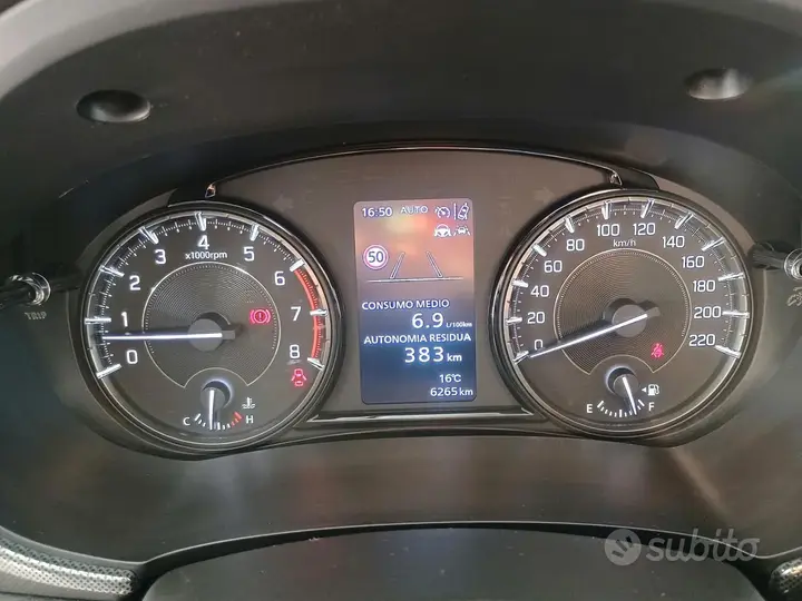 Suzuki Vitara 2024 photo 5