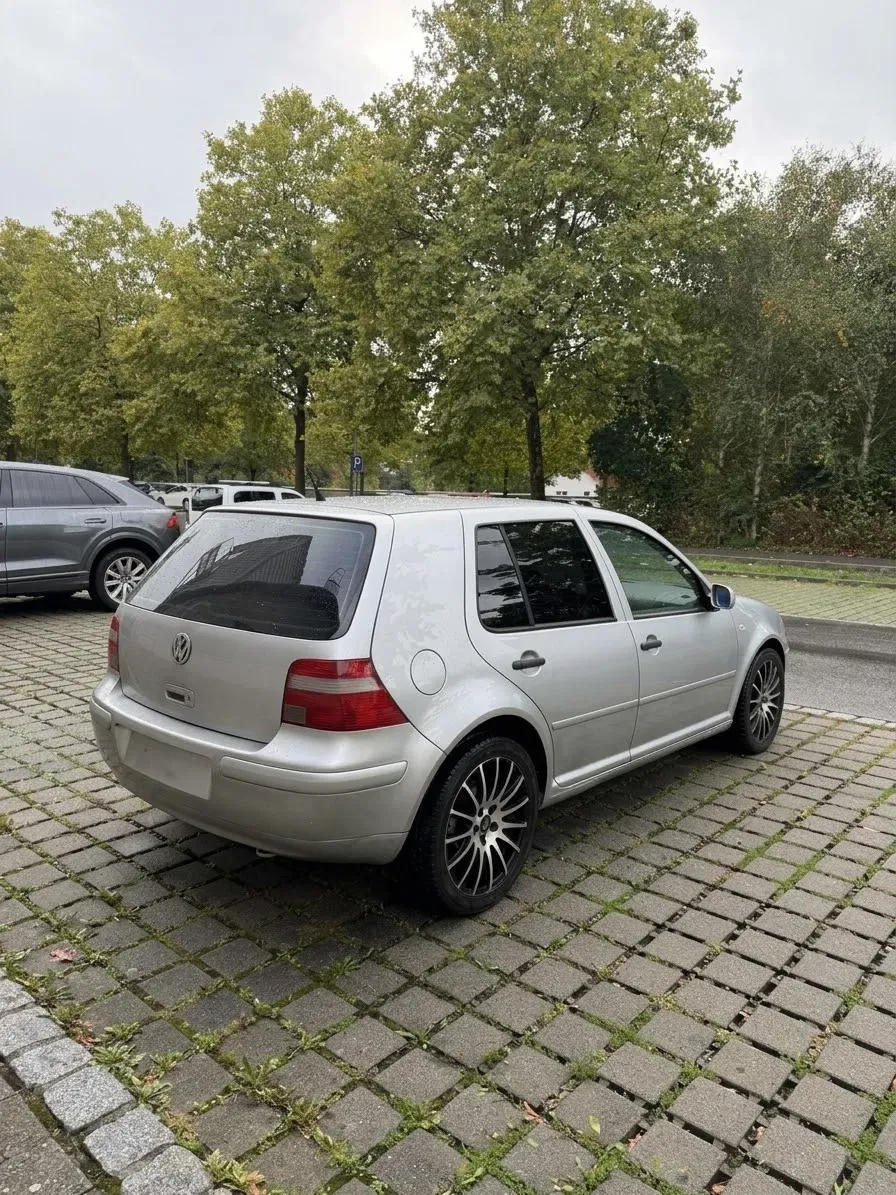 Volkswagen Golf 2004 photo 3