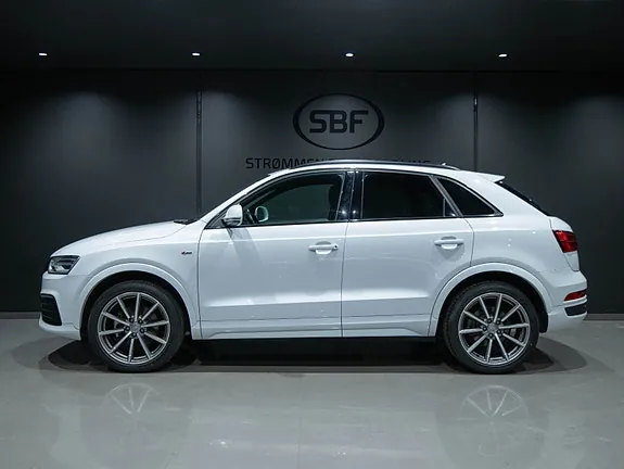 Audi Q3 2016 photo 2