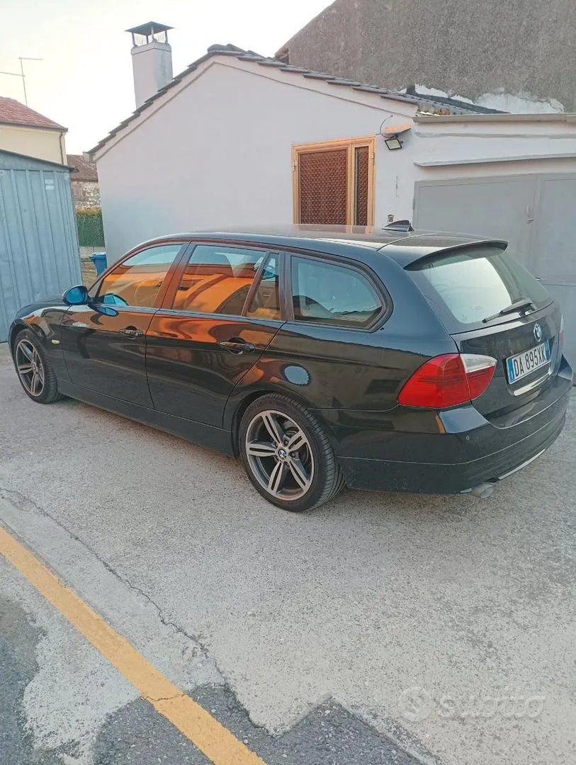 BMW 3 Series 2006 photo 2