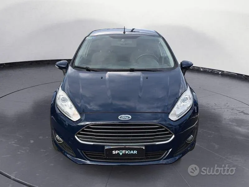 Ford Fiesta 2013 photo 2