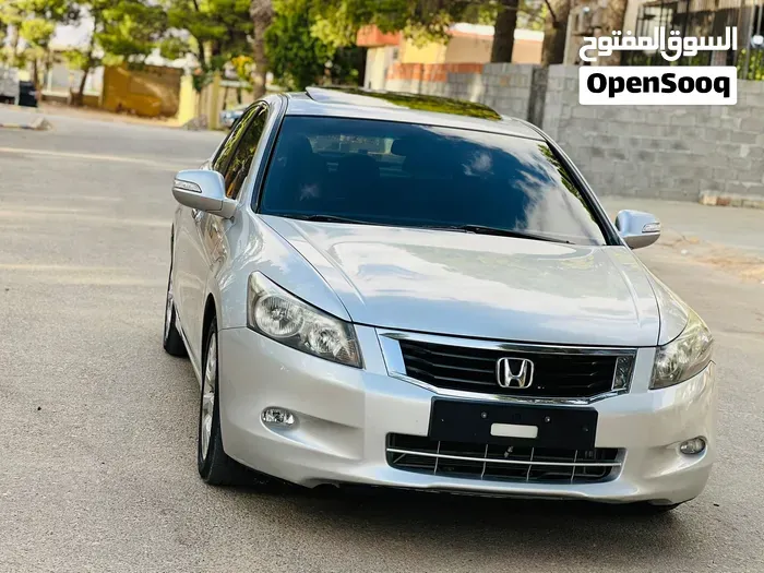Honda Accord 2010 photo 2