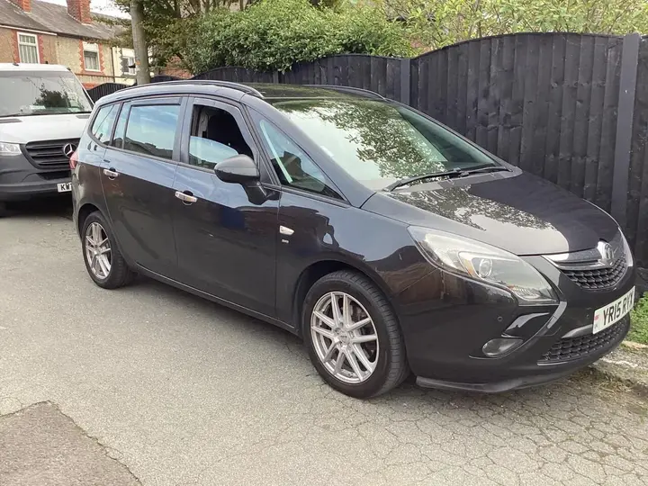Vauxhall Zafira Tourer 2015 photo 2