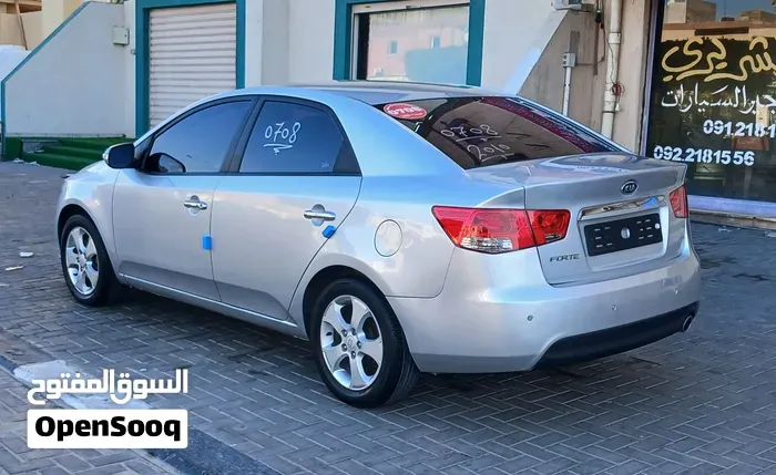 Kia Forte 2010 photo 4