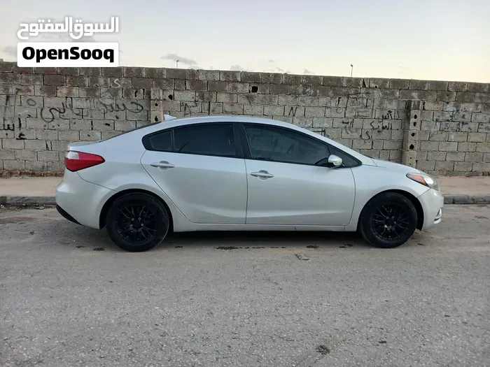Kia Forte 2016 photo 4