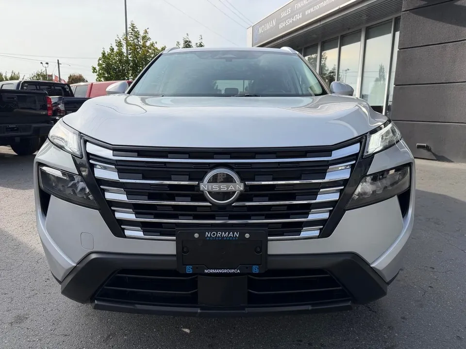 Nissan Rogue 2025 photo 2