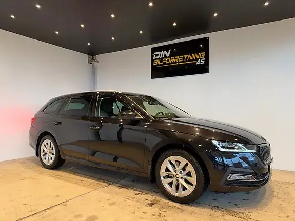 Skoda Octavia 2021 photo 5