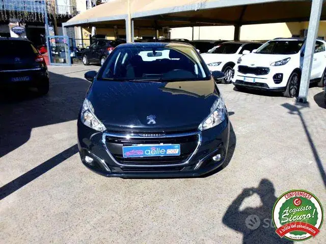 Peugeot 208 2016 photo 2