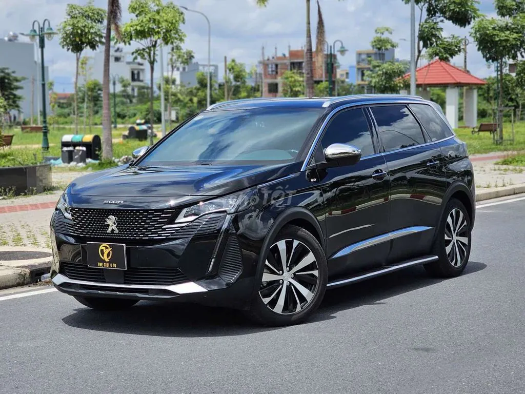 Peugeot 5008 2022 photo 3