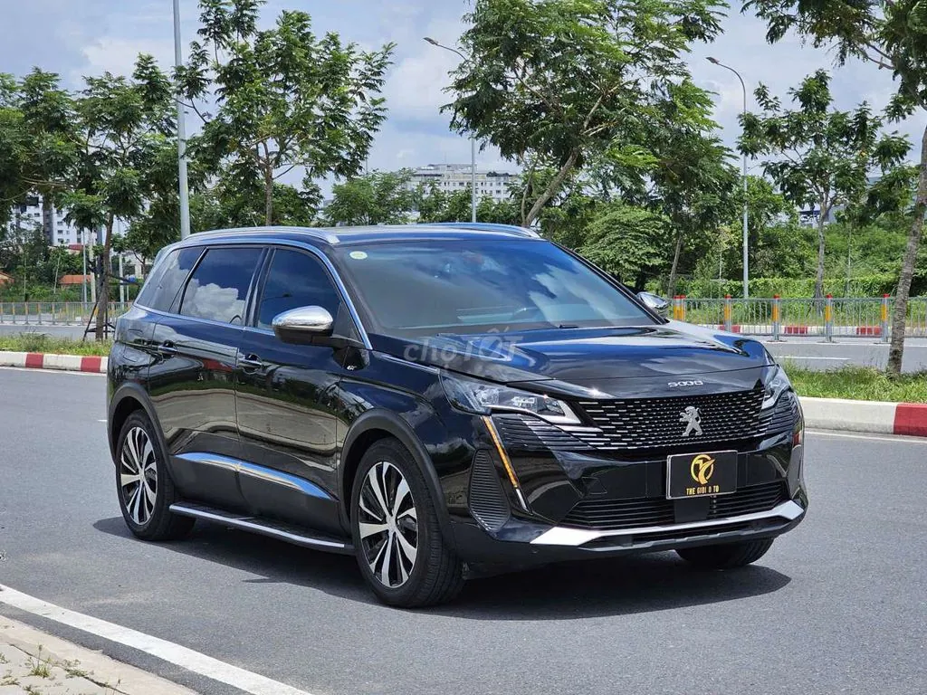 Peugeot 5008 2022 photo 2