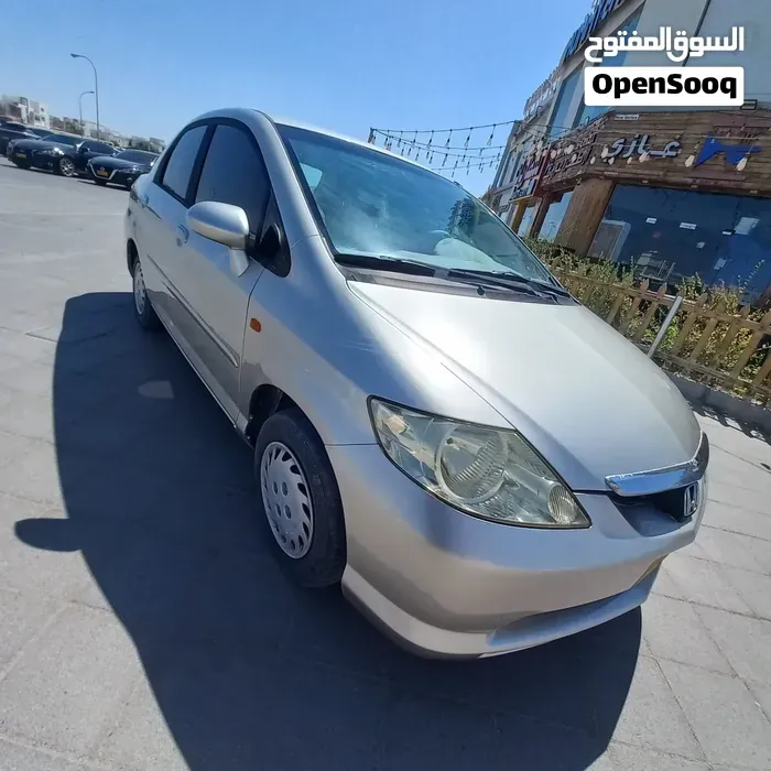 Honda City 2010 photo 5