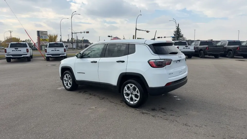 Jeep Compass 2025 photo 4