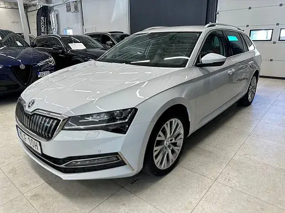 Skoda Superb 2022 photo 4
