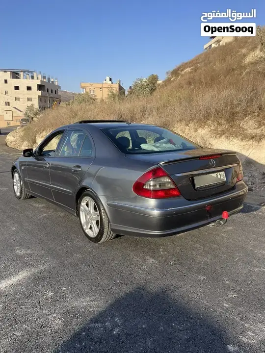 Mercedes-Benz E-Class 2007 photo 4