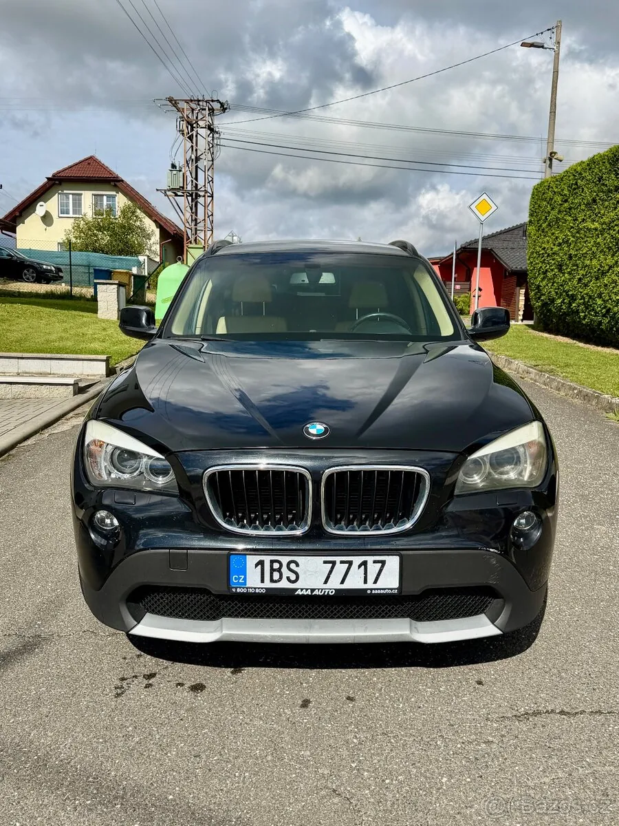 BMW X1 2012 photo 2