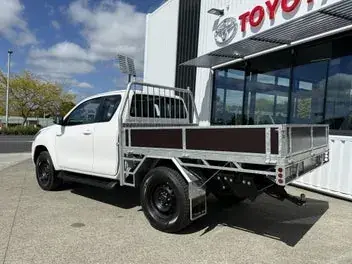 Toyota Hilux 2025 photo 4