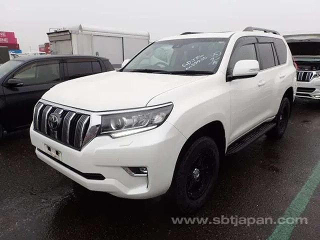 Toyota Land Cruiser Prado 2023 photo 2