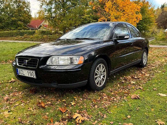 Volvo S60 2007 photo 2