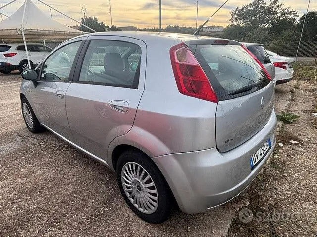 Fiat Grande Punto 2007 photo 5