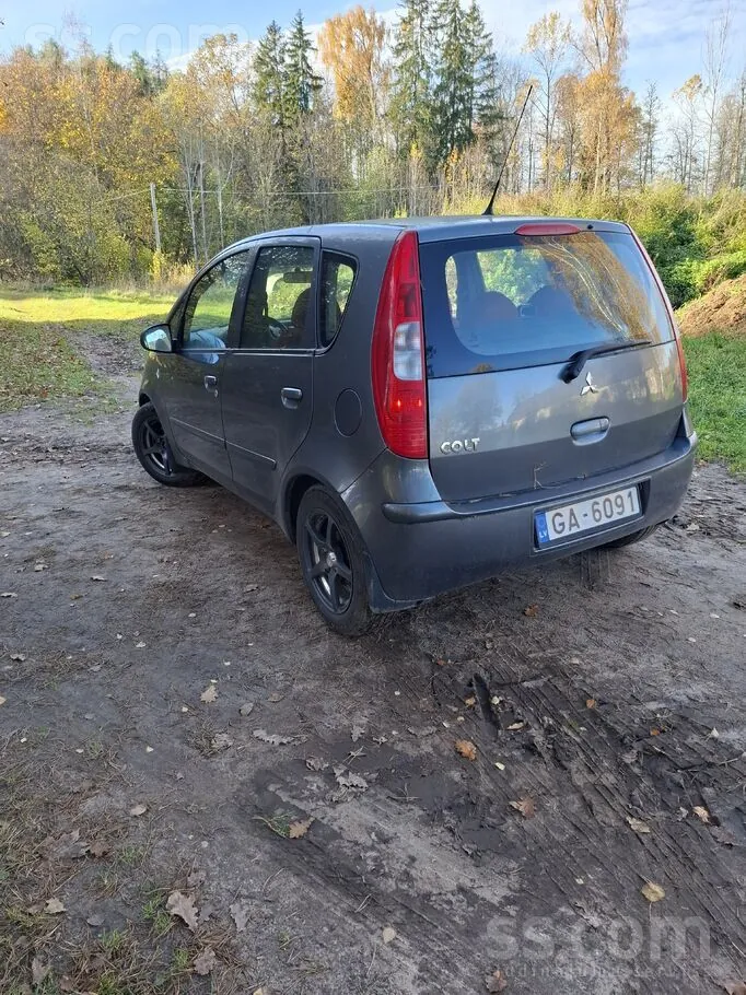 Mitsubishi Colt 2006 photo 2