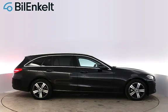 Mercedes-Benz C300 2023 photo 2