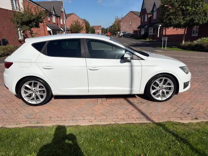 Seat Leon 2014 photo 5