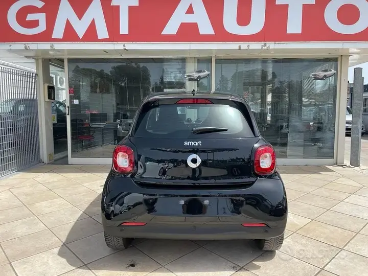 Smart Forfour 2018 photo 4