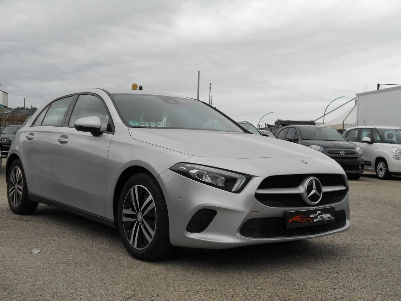 Mercedes-Benz A 180 2018 photo 2