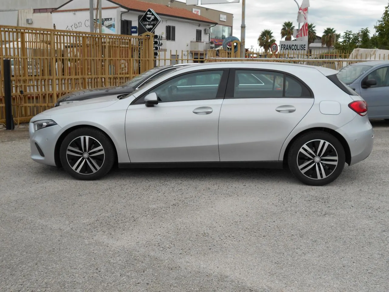 Mercedes-Benz A 180 2018 photo 3