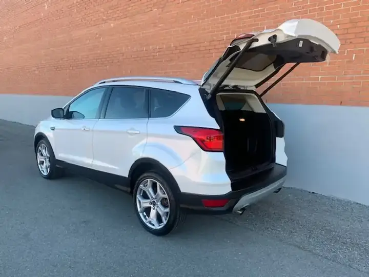 Ford Escape 2019 photo 4