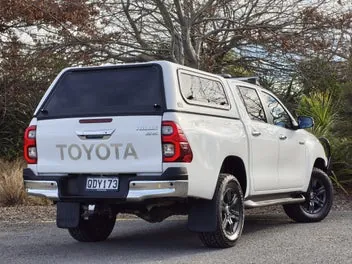 Toyota Hilux 2023 photo 3