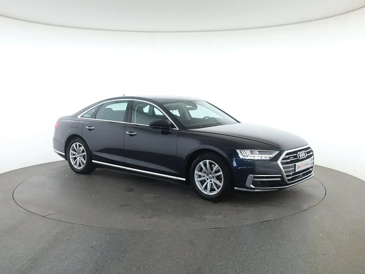 Audi A8 2018 photo 3