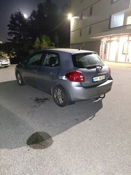 Toyota Auris 2009 photo 4
