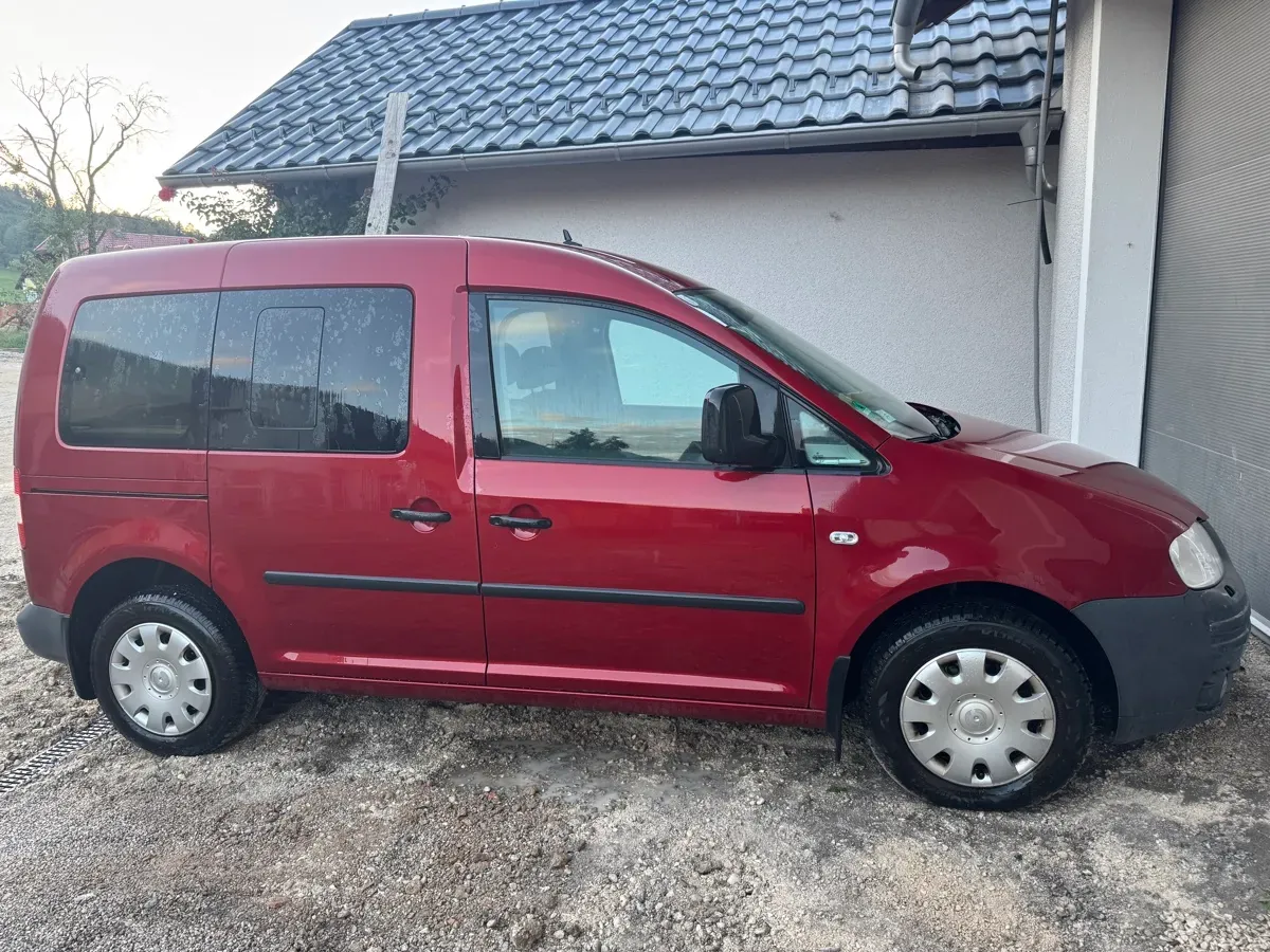 Volkswagen Caddy 2007 photo 2