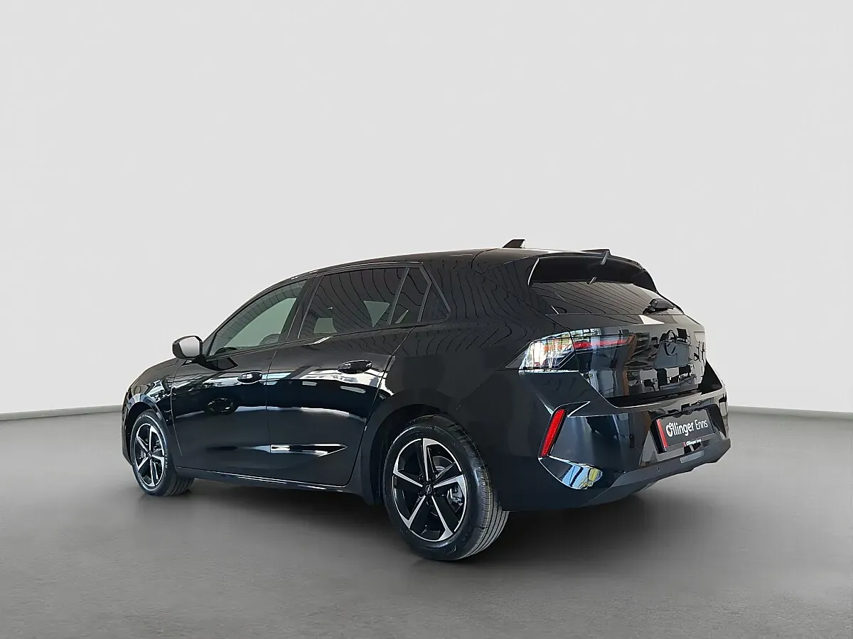 Opel Astra photo 3