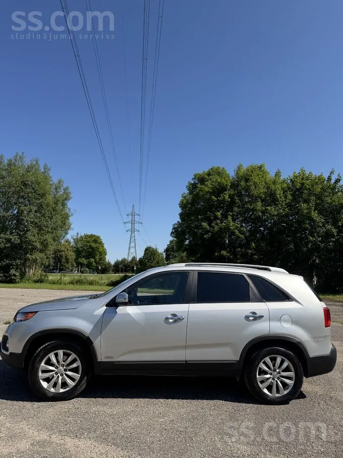 Kia Sorento 2010 photo 5