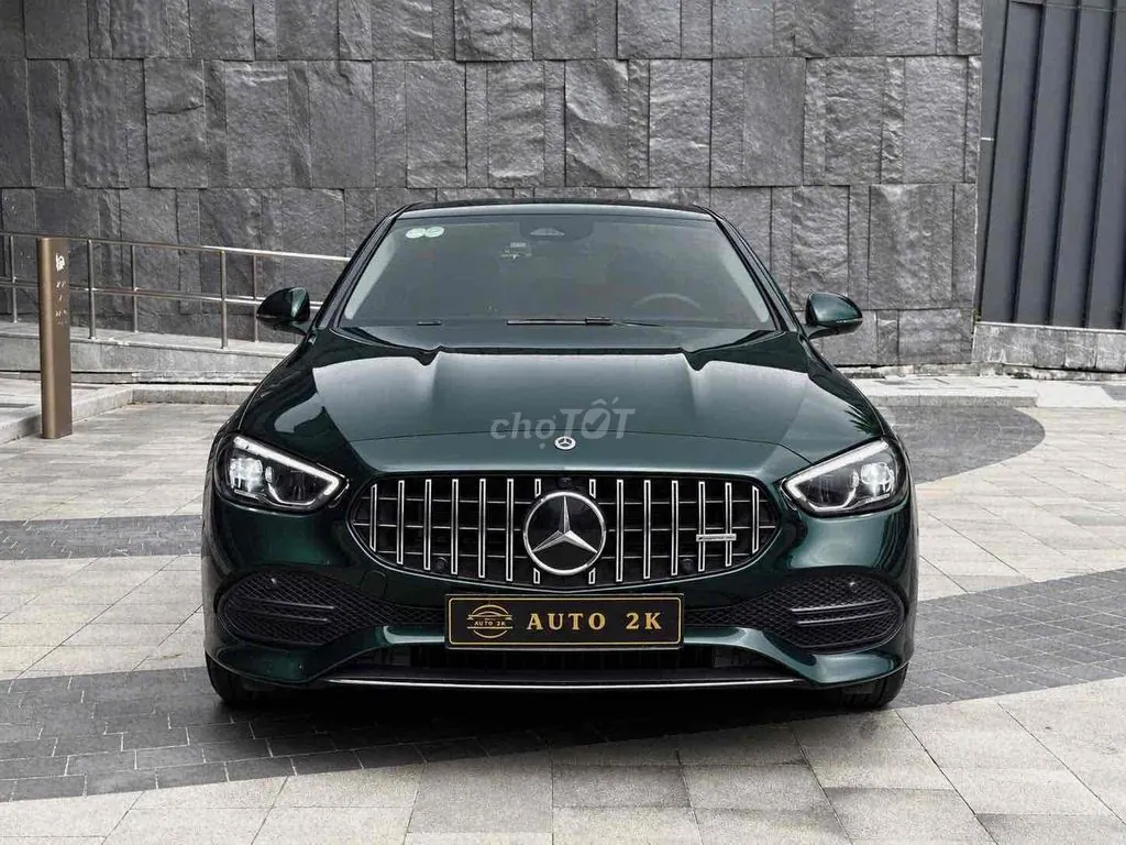 Mercedes-Benz C-Class 2022 photo 2