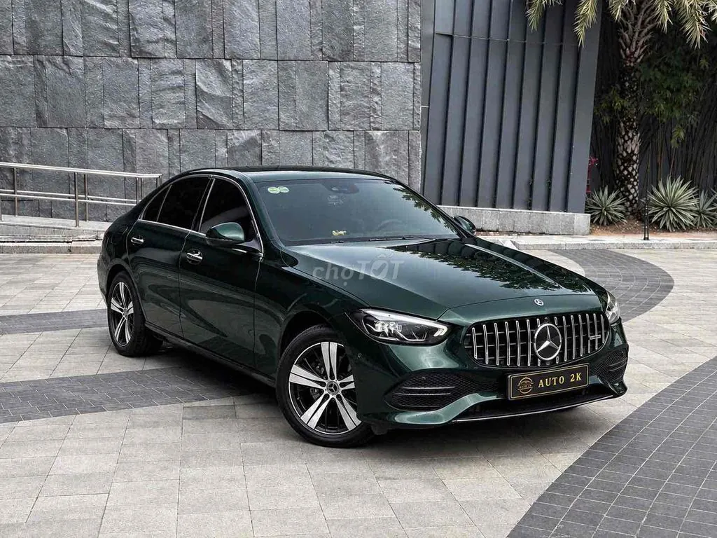 Mercedes-Benz C-Class